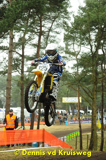 Harrie Basten zondag aan de start tijdens de ONK Motocross 85cc in Gemert