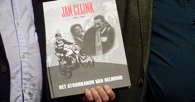 Grandioze boekpresentatie Jan Clijnk
