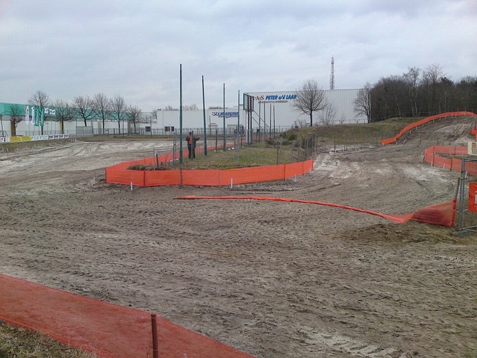 Harrie Basten zondag aan de start tijdens de ONK Motocross 85cc in Gemert